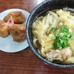 七ふくうどん - いなり+ごぼう天うどん