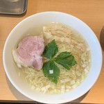 中華飯店 キンサン - 佐渡産あご出し塩麺 大盛り