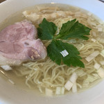 中華飯店 キンサン - 佐渡産あご出し塩麺 大盛り