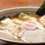 小金井大勝軒 - ワンタン麺