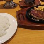 ステーキ宮 - 温野菜と宮ロースランチ140  1580円(別)
