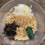 担々麺 にし森 - 冷やし担々麺 780円。