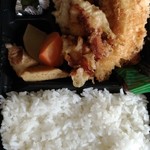 やまよし - イカフライ弁当　560円