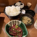 焼肉・ホルモン安東 - 