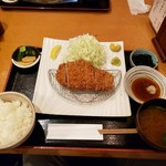 はせ川 - 上ロースカツ(180g)¥1,800(税別)