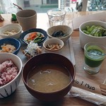 カフェ ホロイムア - 一汁八菜ホロイムア定食950円