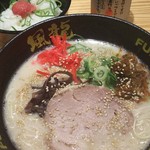 とんこつラーメン 博多風龍 - 