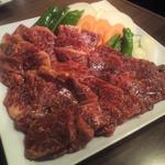 炭火焼肉 あかぎ  - ロースとカルビが肉厚でした！