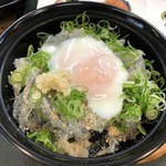 山海料理仁志乃 - 生しらす丼税抜1000円