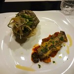 ビストロ　アギャット - サザエのサラダとイワシの香草パン粉焼きラタトゥイユ添え
