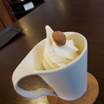 パティスリーモルフォ - 爽やかソフトクリーム(360円税)です。