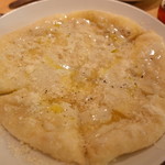 バカイゥン - 揚げピザ　チーズソース