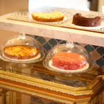 O RESTO la med. - デザートは常時5種類以上の品揃え