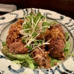 谷町 わらかし - 麹漬け鶏唐揚げ辛味ソース