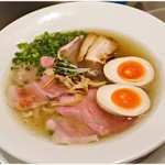 麺や 庄の gotsubo - 塩らーめん（特製） 1090円　牡蠣出汁の生きた仕上がりです。