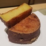 にい留 - (23)薩摩芋
      封印しているとお伺いした薩摩芋
      前回参加出来なかったお食事会で提供されていたのを見て血の涙を流した
      滲み出た糖質が焦げてキャラメリゼされ甘さが素晴らしい
      ホクホクした熱いスイーツです♪