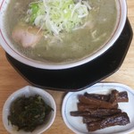 中華そば 文四郎 - 濃厚煮干中華ニラ唐辛子メンマ