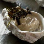 EdiTion Koji Shimomura - 牡蠣の冷製　海水と柑橘のジュレ　岩海苔風味