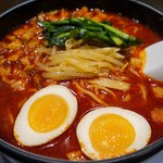 ラーメン来来亭 - 旨辛麺