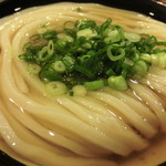 うどん 丸香 - かけ（冷）。