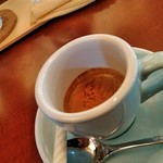 カフェ&ヘアーサロン リバーブ - 最新マシーン＆スペシャリティー珈琲豆で淹れたエスプレッソ