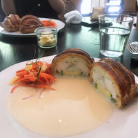 ラ・ボンヌターブル - 