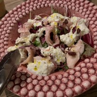 レ・ピコロ - チーズのサラダ
                    美味♡