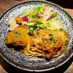 ビストロ ハマイフ - パスタはトリッパ（ハチノス）のトマトソース。メインは豚タンシチュー