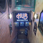 HUB - 2019/07 新宿は歌舞伎町…西武新宿駅前通り沿いの雑居ビルの地下１階にある 英国風パブHUB 西武新宿駅前店