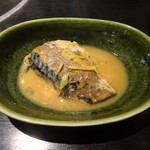 湯島 神威 - 煮物：鯖味噌煮