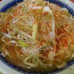 ラーメン二郎 - 7月第五週：小ラーメン＋ネギ、野菜抜き
      ニンニクと脂ももちろんお願いしてます