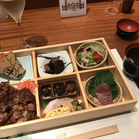 豚捨 KITTE丸の内店 - 