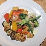 ESOLA  - "10種類の野菜とソーセージのラクレットチーズ"