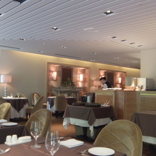 レストラン サロン_2