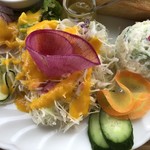 カフェアンドショップ ロータスランド - フレッシュサラダ
      2019/07/30
      モーニング Bセット 380円
      ・ポテトサラダ
      ・イチゴジャム
      ・有機コーヒー