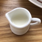 カフェアンドショップ ロータスランド - ミルク
      2019/07/30
      モーニング Bセット 380円
      ・ポテトサラダ
      ・イチゴジャム
      ・有機コーヒー