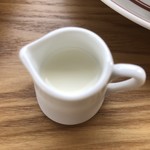 CAFE&SHOP Lotus Land - ミルク
      2019/07/30
      モーニング Bセット 380円
      ・ポテトサラダ
      ・イチゴジャム
      ・有機コーヒー