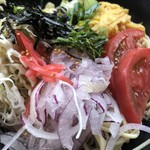 カフェアンドショップ ロータスランド - 2019/07/30
      【今週のおまかせセット】
      自家製中華麺使用 野菜たっぷり冷やし中華 550円
      ・野菜たっぷり冷やし中華
      ・夏野菜のオーブン焼き
      ・スイカ
