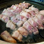 ヨプの王豚塩焼 熟成肉専門店 新大久保 大久保通り店 - 