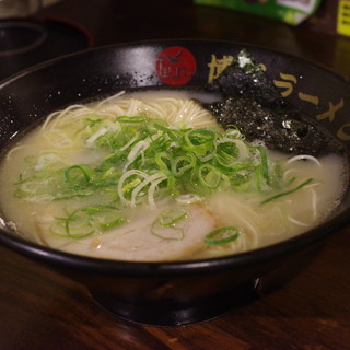 博多ラーメン つる_0