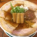 麺屋 Somie's - 「ザ・チャーシューメン」鶏１００と秋刀魚節、平子煮干、鰹からの魚介スープとのWスープ