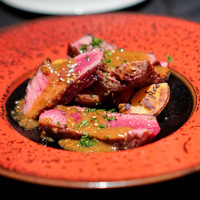 EX - ブラックアンガス牛のステーキ 焦がしエシャロットのソース