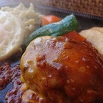 阿蘇 あか牛 レストラン藤屋 - デミグラスチーズハンバーグ♪