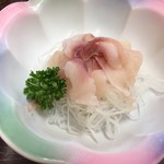 鯉とうなぎのまるます家 - 鯉生刺