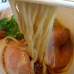 らぁ麺 飛鶏 - 麺リフト