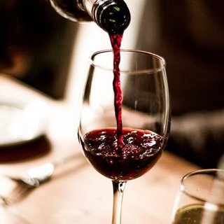 Wine Sommelier ~Providing carefully selected wines at reasonable prices~