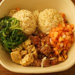 Umeke's Fishmarket Bar & Grill - 