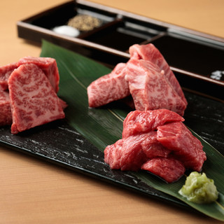 You can eat all of Japan's three major wagyu beef, Kobe beef, Matsusaka beef, and Omi beef grade A5!