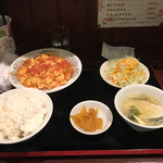 栄吉飯店 - ワンコインランチ 500円