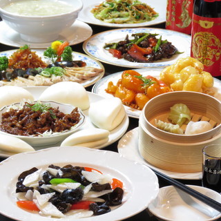 尽情享用各种中国菜！